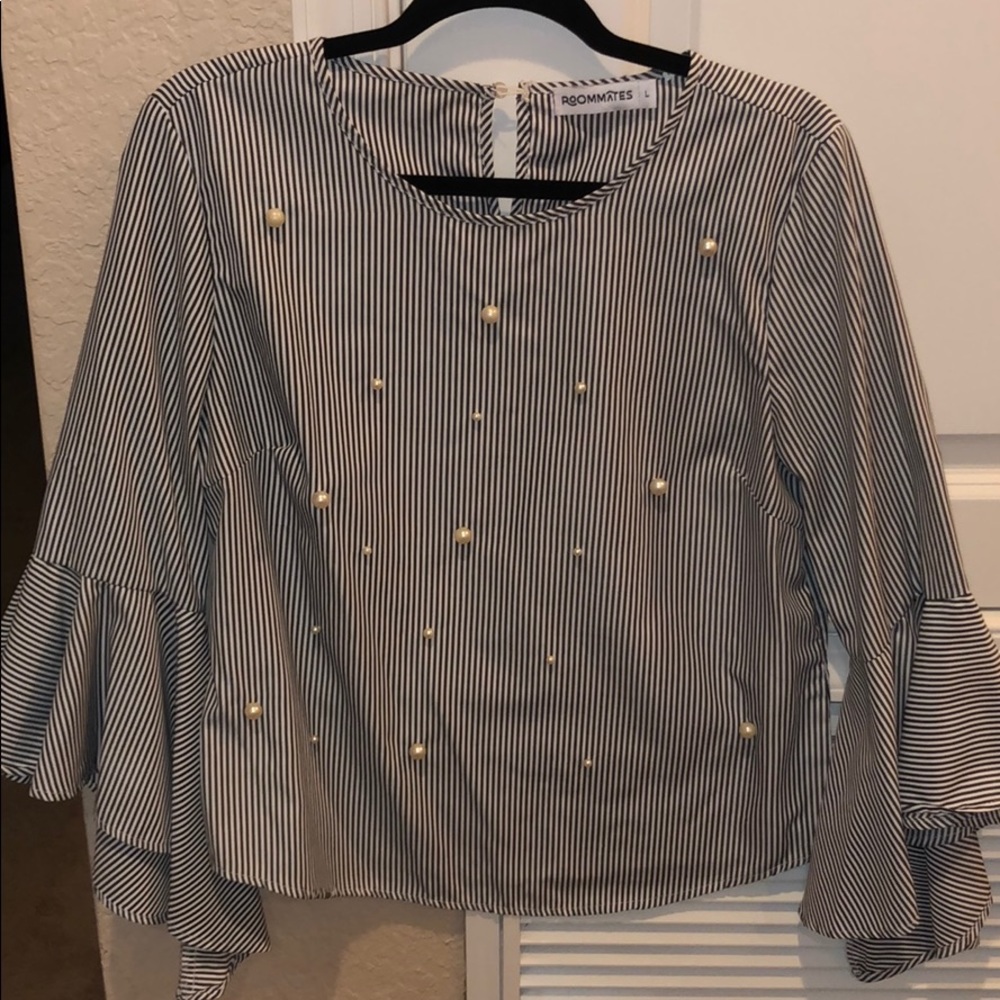 Stripped Flowy Sleeved Blouse